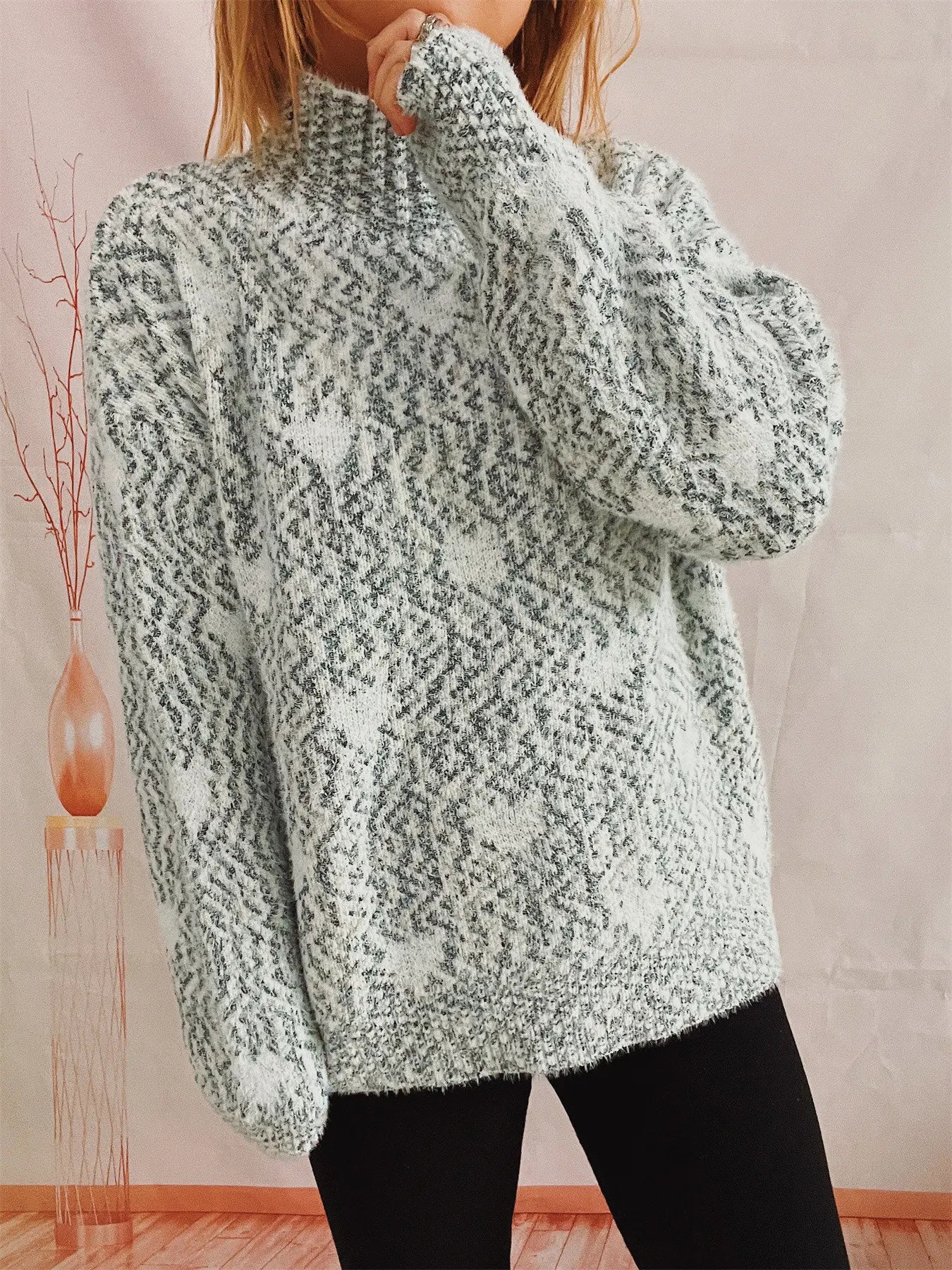 Dina Heart Sweater