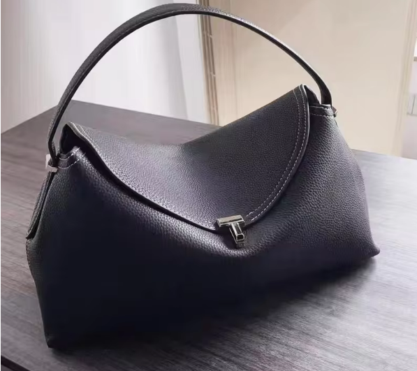 Kelsey Shoulder Bag